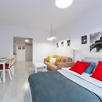 Luxury In City -3- Studio Bright & Secure Free Parking